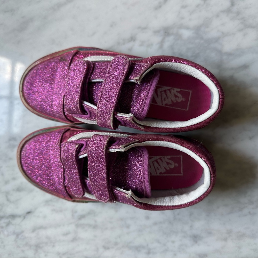 Vans Pink Sneakers with Velcro Strap and White Soles - Picture 2 of 8